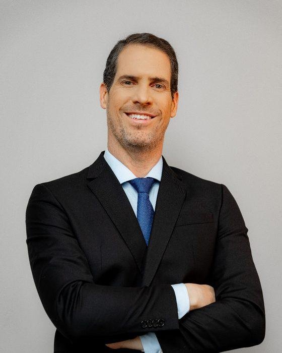 Dr. Gustavo Peixoto Nunes